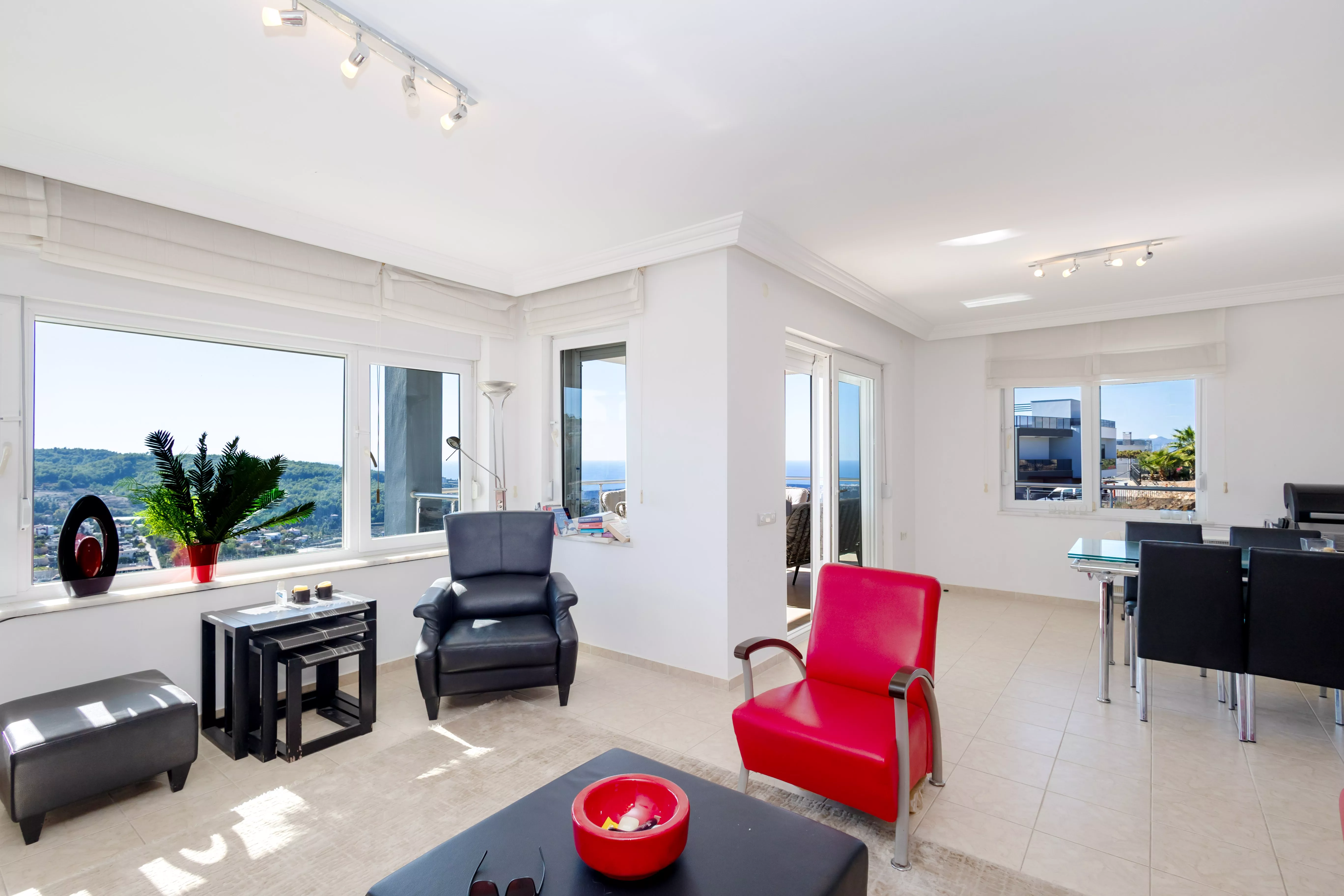 Alanya, Kargıcakta satılık deniz manzaralı 3+1 dubleks daire