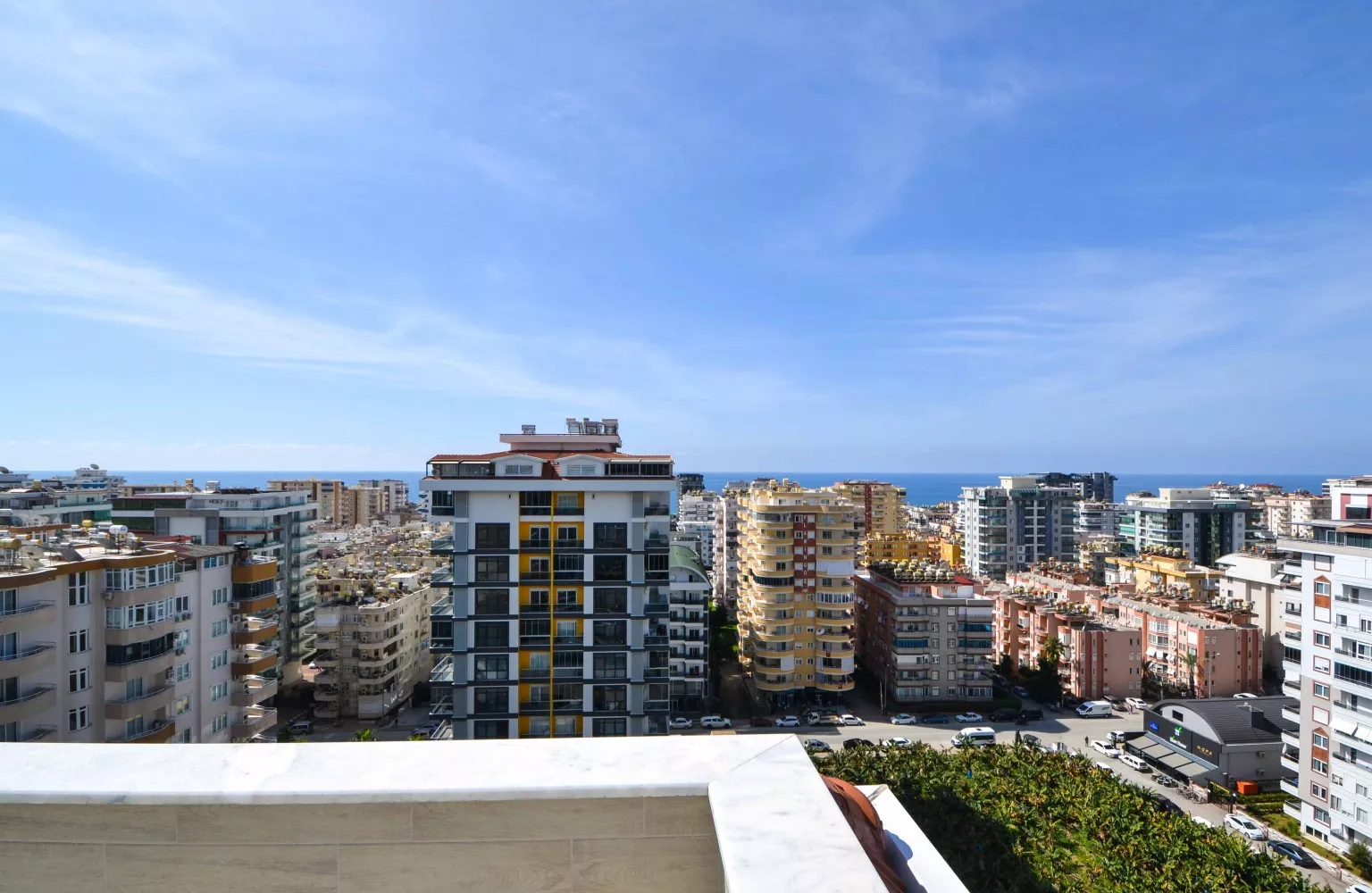 Sonas Star sitesinde satılık 5+1 daire - Mahmutlar, Alanya