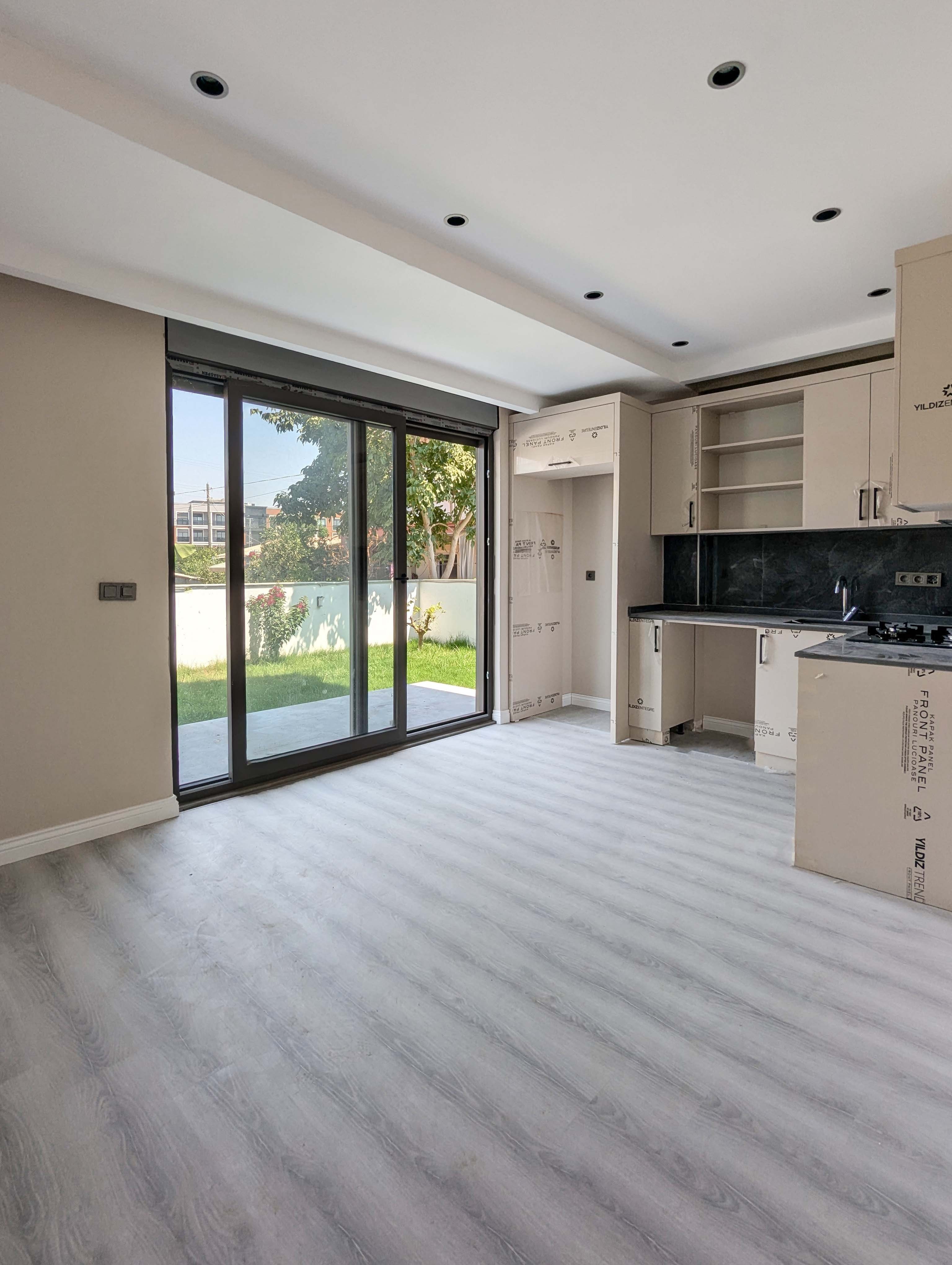 شقق للبيع في انطاليا / إرمينيك تحت الانشاء وبالتقسيط