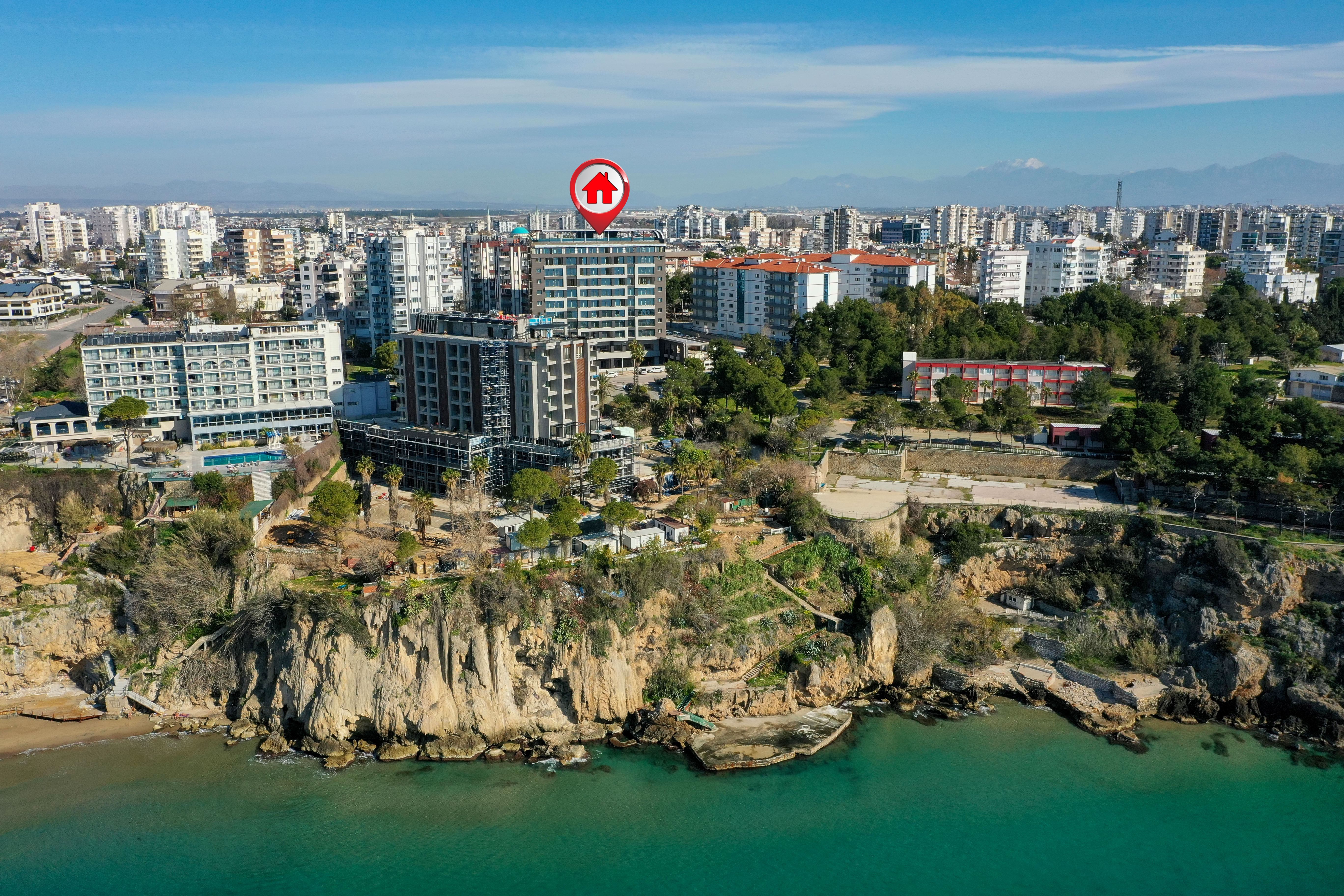 Antalya, Güzelobada denize sıfır satılık 1+1 daireler